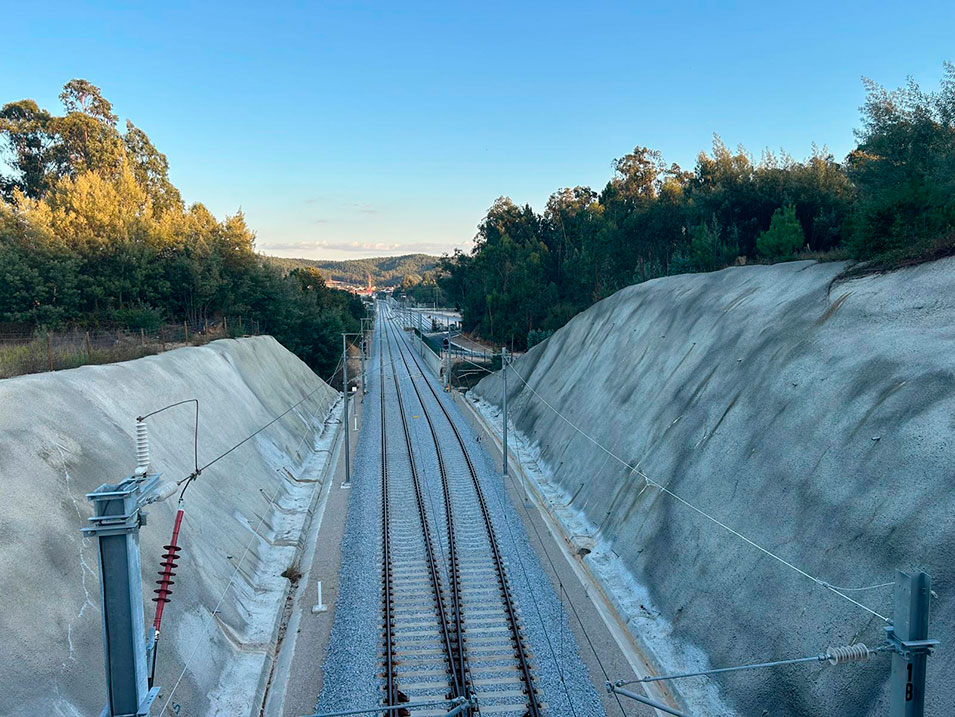 Tramo-en-trinchera.-Comsa