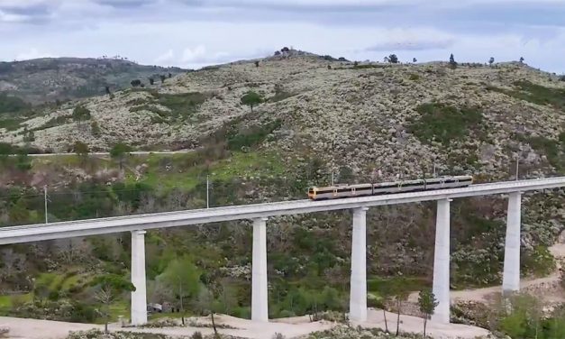 Conexión con la frontera española