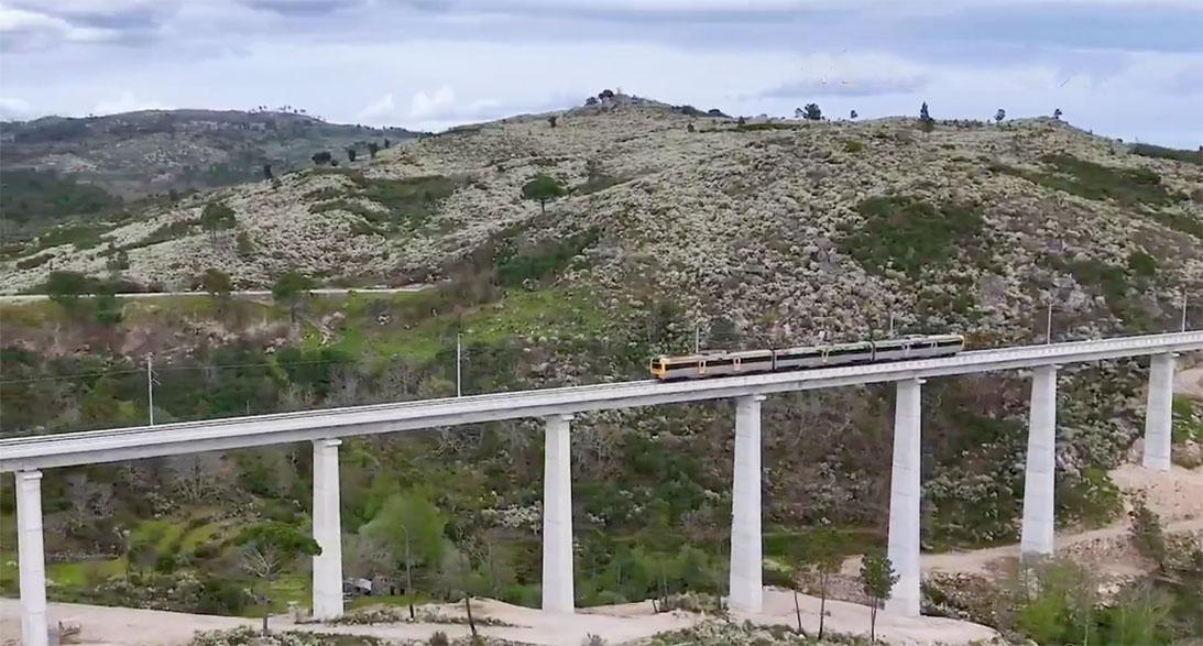 Conexión con la frontera española